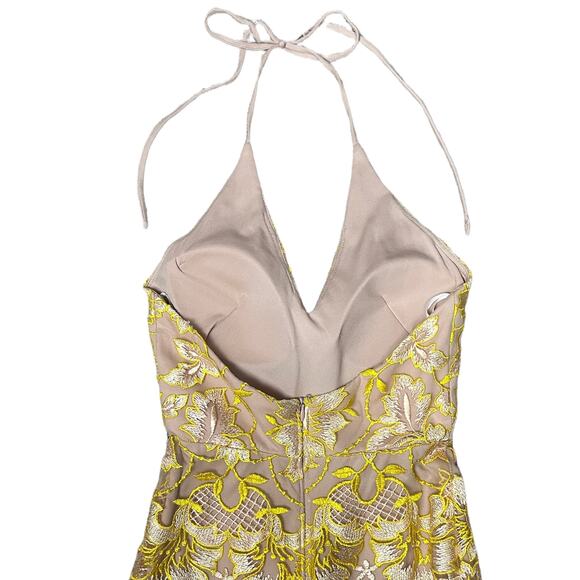 GB Gianni Bini | Yellow & Nude Embroidered Floral Prom Formal Trumpet Maxi Gown - Picture 5 of 12